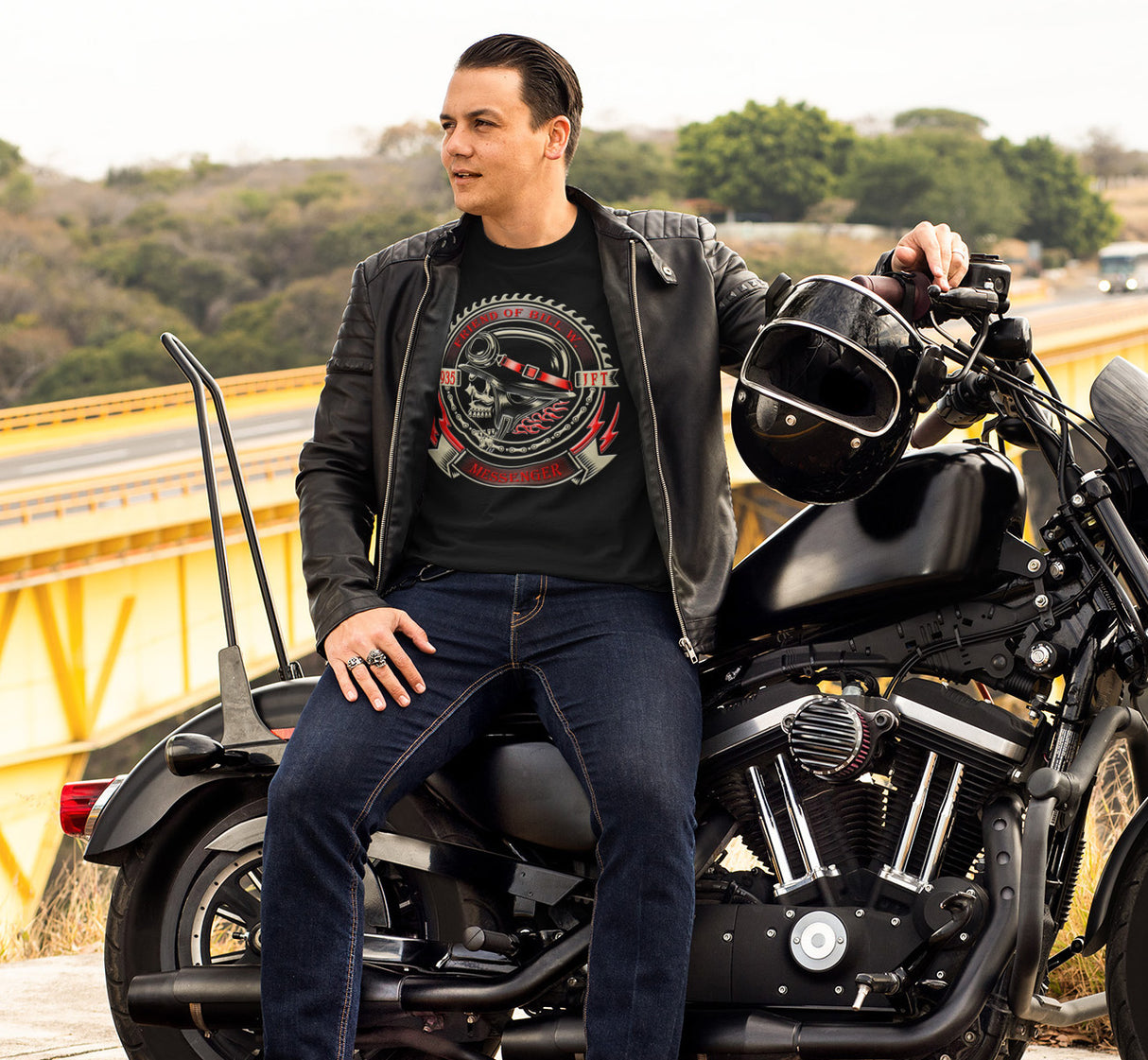 Bill W 1935 Messenger AA dtg Tee