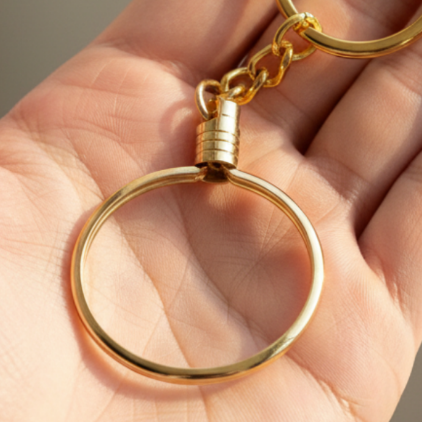 mhkt- Key Chain Medallion Holder w/ Chain