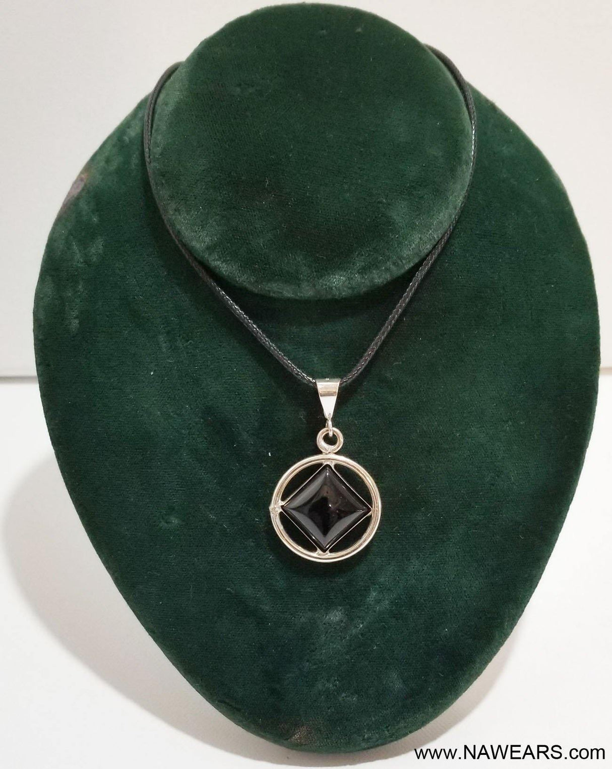 az0160- Black NA Symbol Pend - nawears