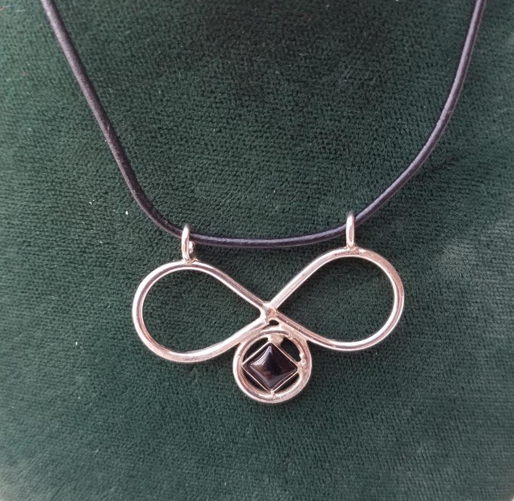 az0172- Silver, NA Infinity Symbol # 1 Pen - nawears