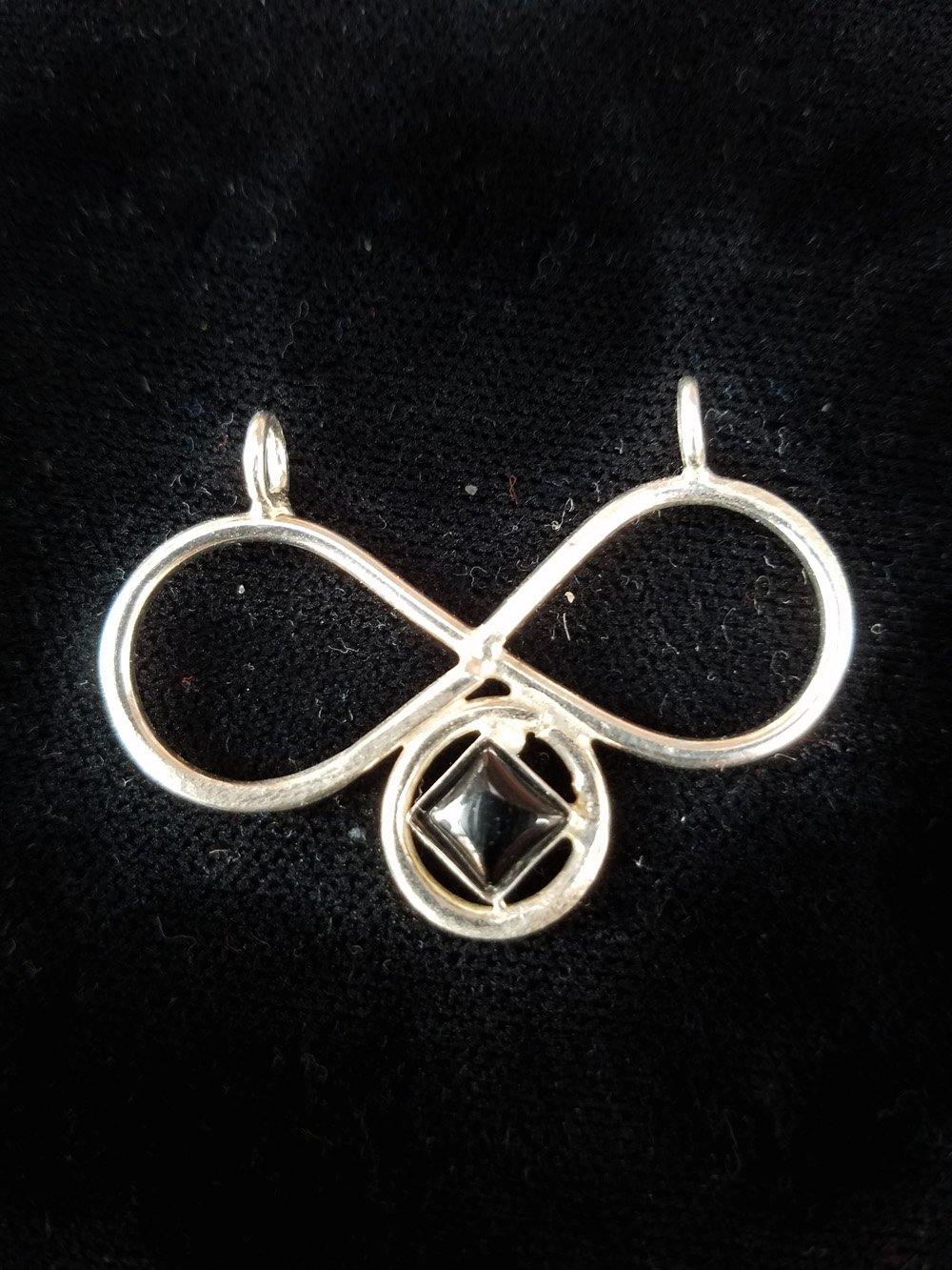 az0172- Silver, NA Infinity Symbol # 1 Pen - nawears