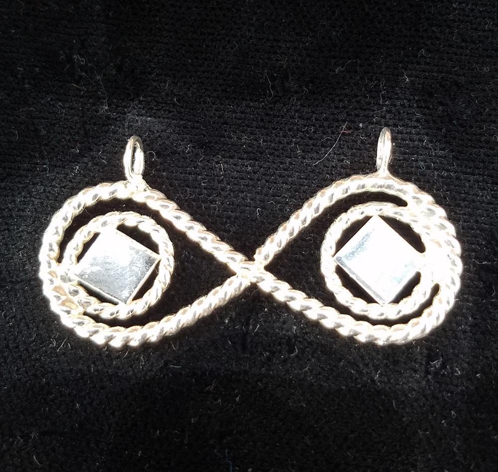 az0173- Silver, NA Infinity Symbol # 2 Pen - nawears