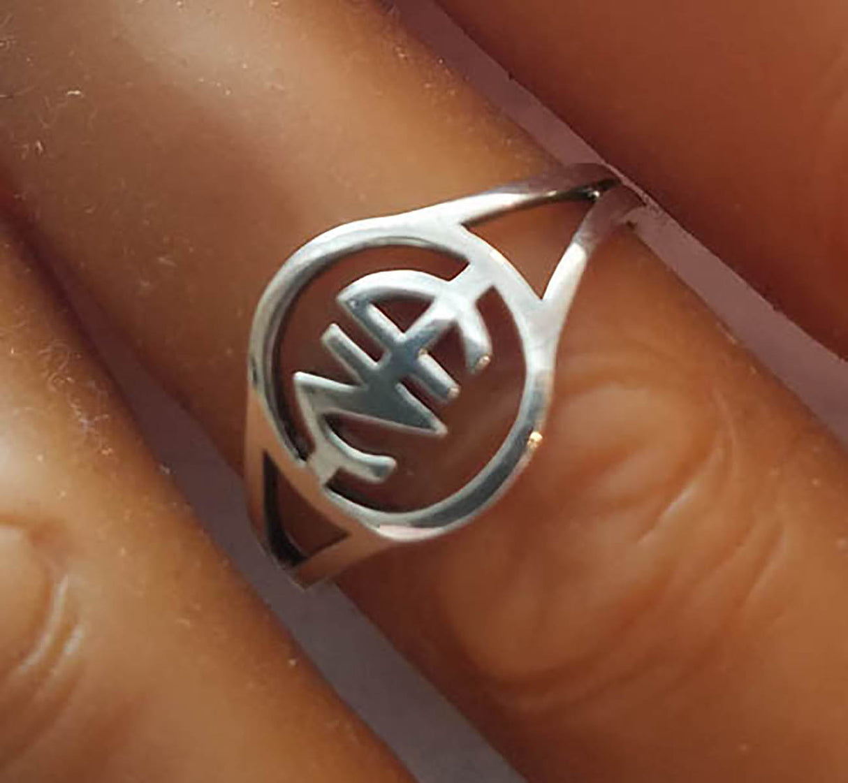SMALL NA SYMBOL RING - nawears
