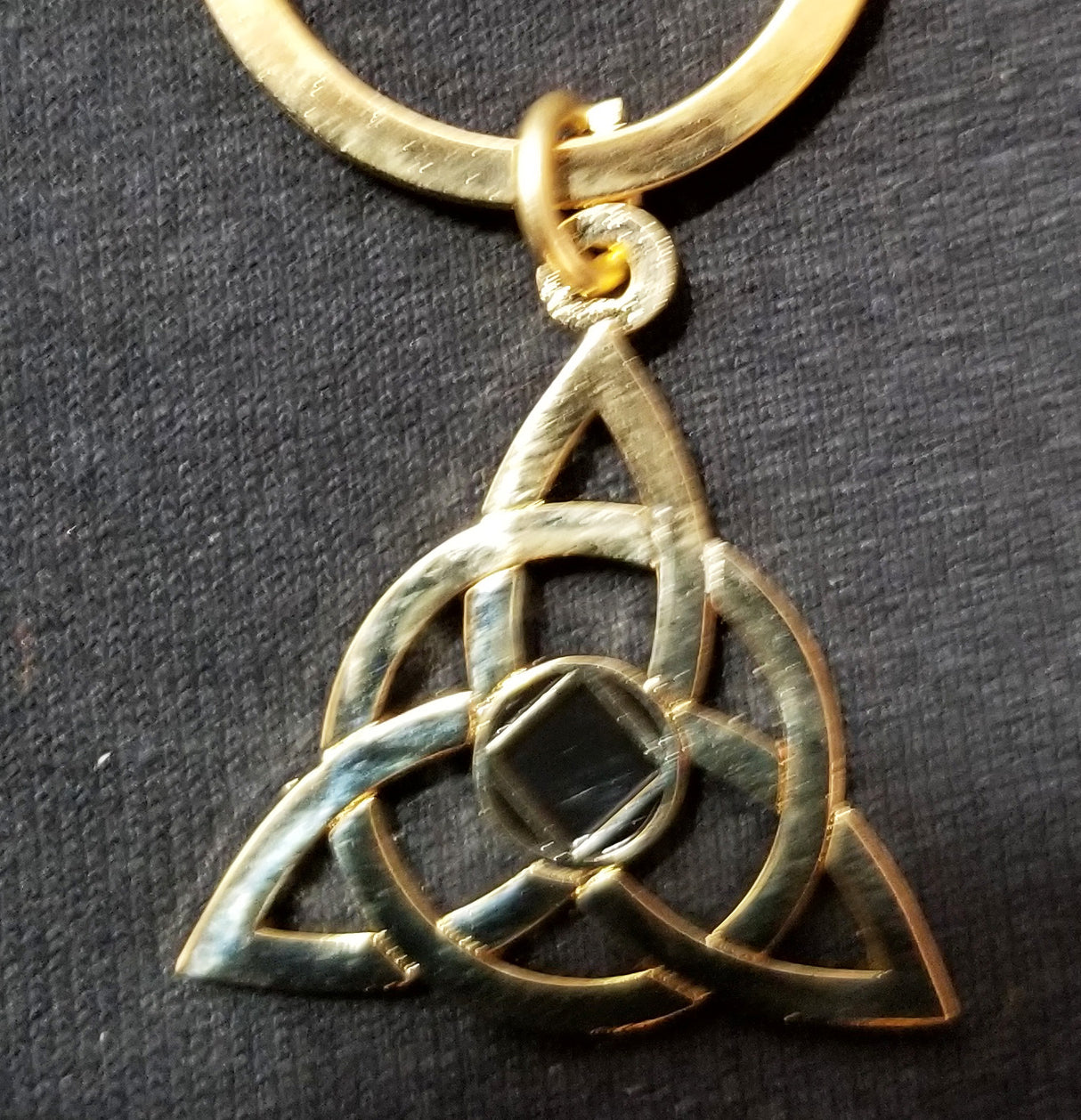 mkt-NA Celtic Knot Key Chain