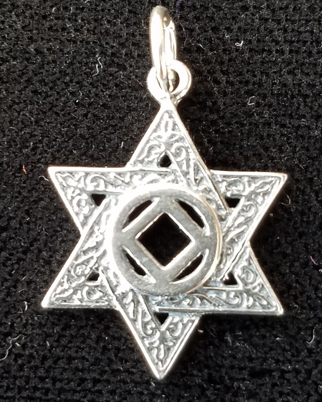 ssj009- Star With NA Symbol Pendant
