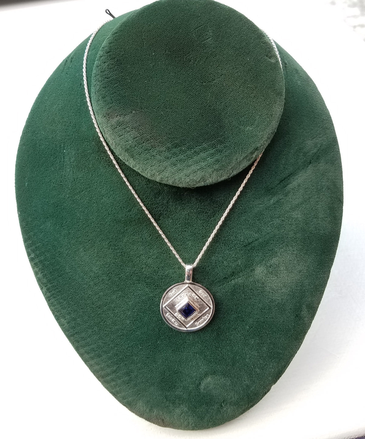 ssj010- NA Medallion w/ Blue Gem Pendant