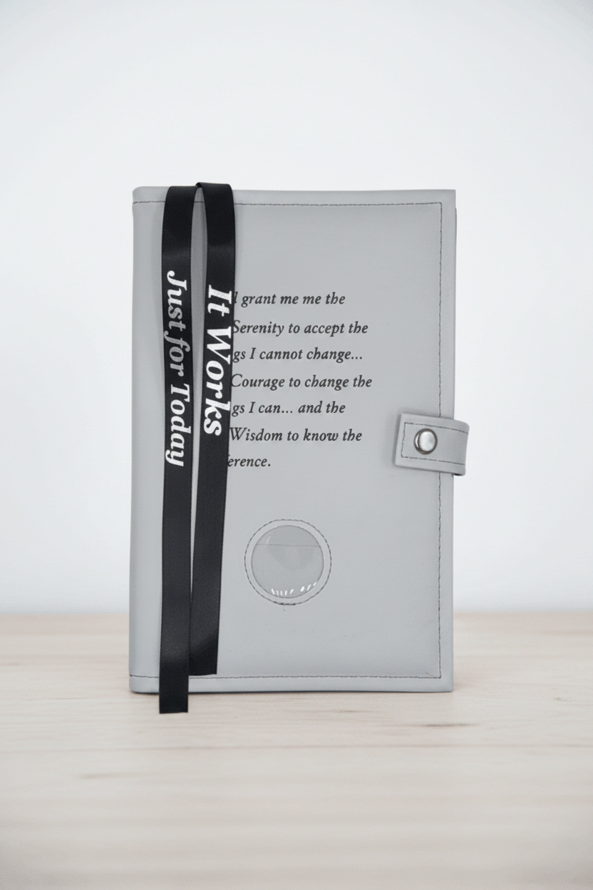 Cover-NA Double Book Cover- 6th ed Serenity Prayer Medallion Holder