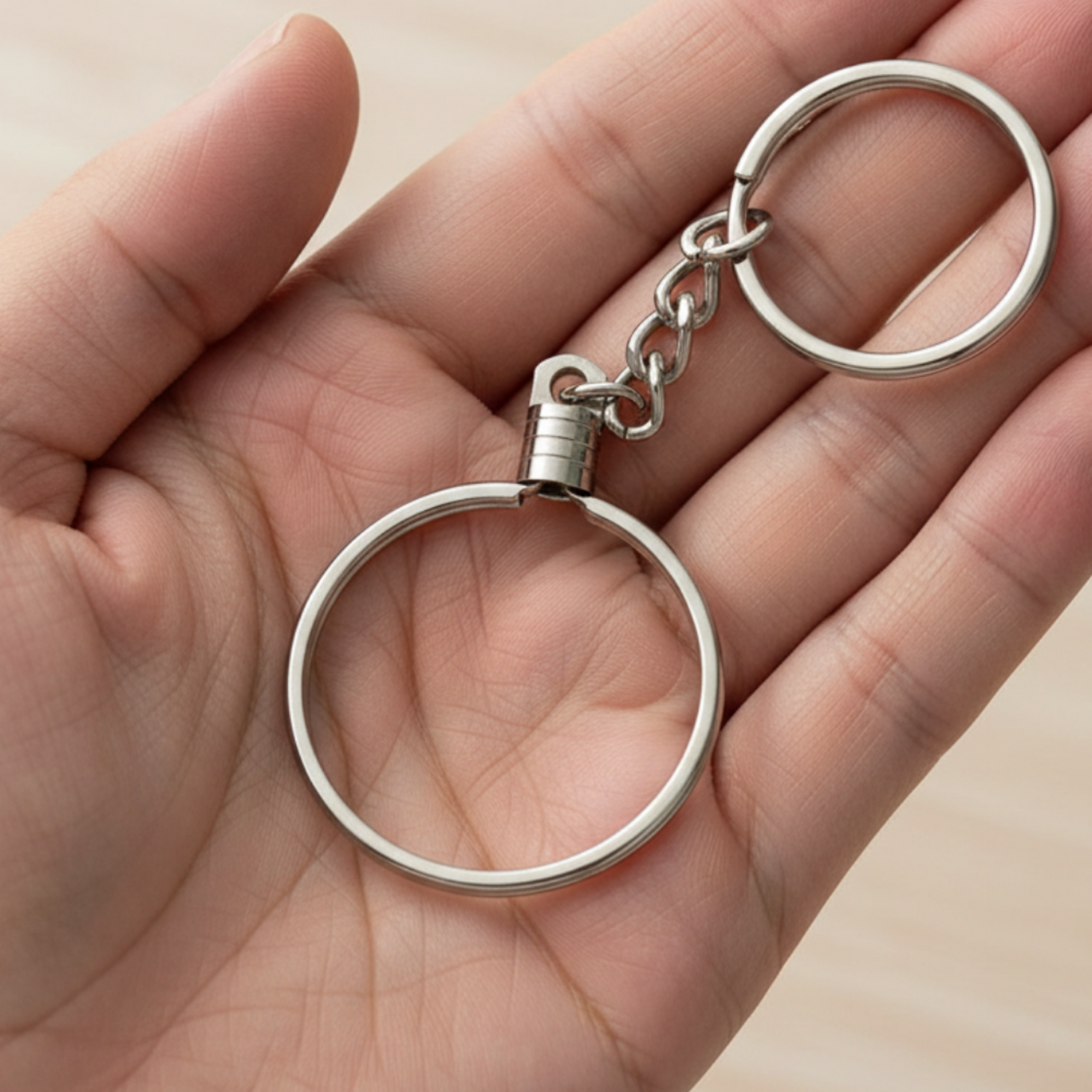 mhkt- Key Chain Medallion Holder w/ Chain