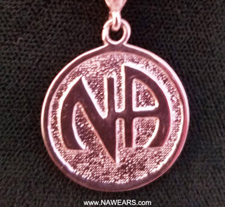 ssj003- Nickel Size NA Symbol Pendant