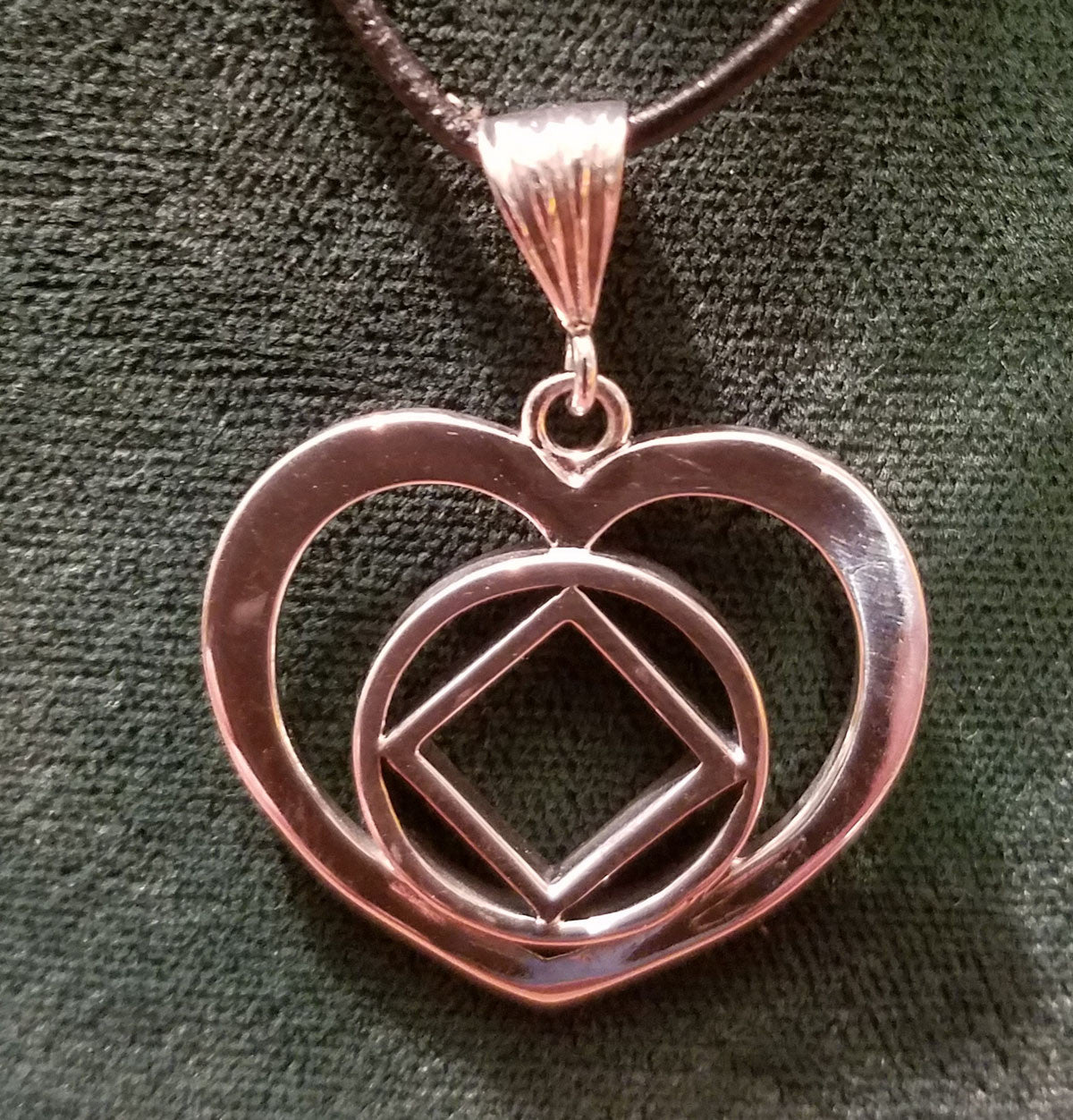 ssj016- Large Heart w/  Service Symbol Pendant